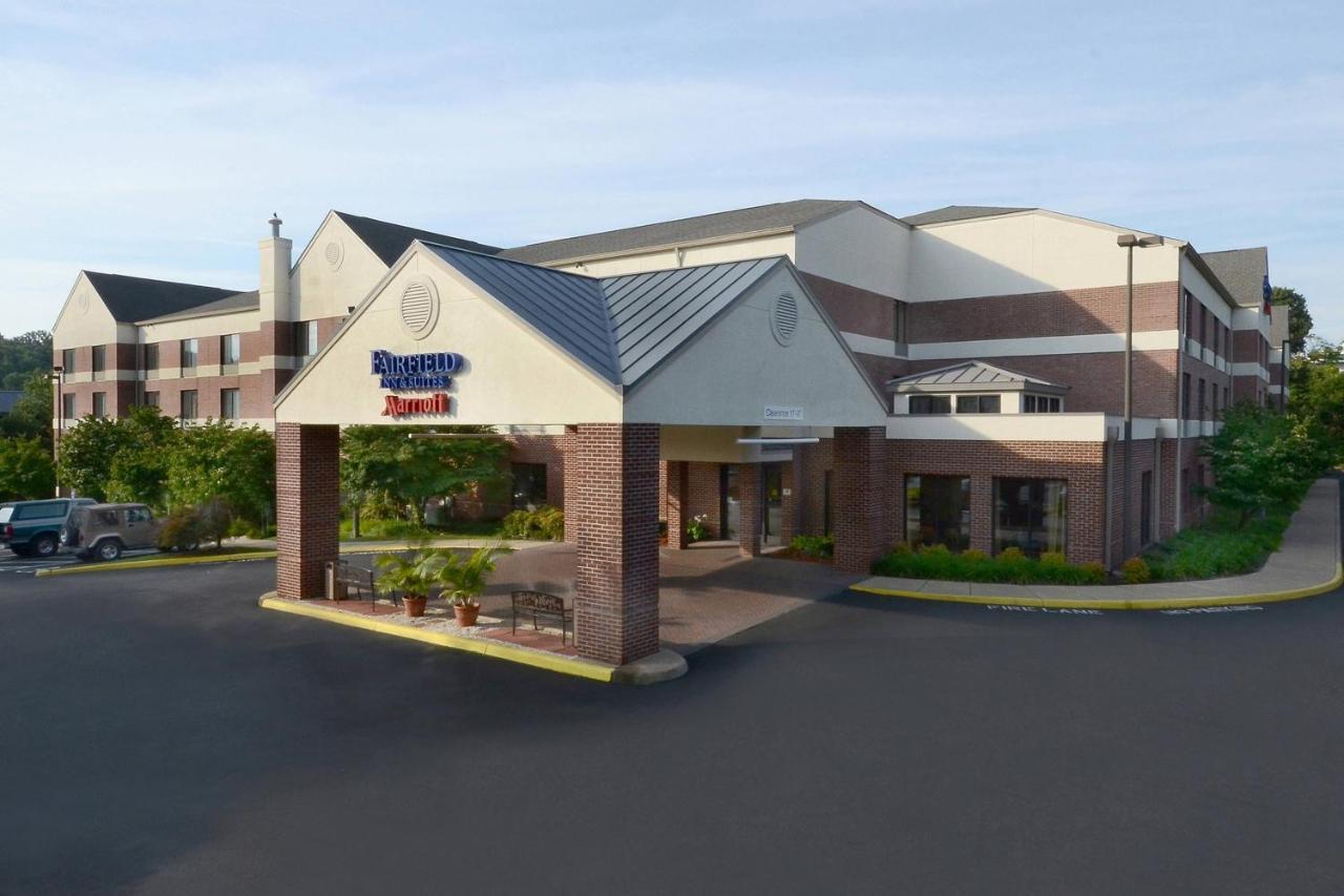 Fairfield Inn & Suites By Marriott Charlottesville North Exterior photo